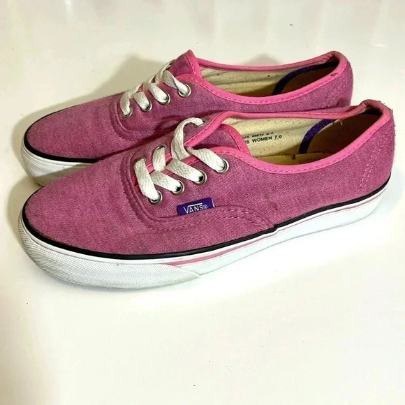 Vans Shoes - VANS Classic Low Skate Shoes Sneakers Hot Pink White RARE Purple Tag Women’s 7